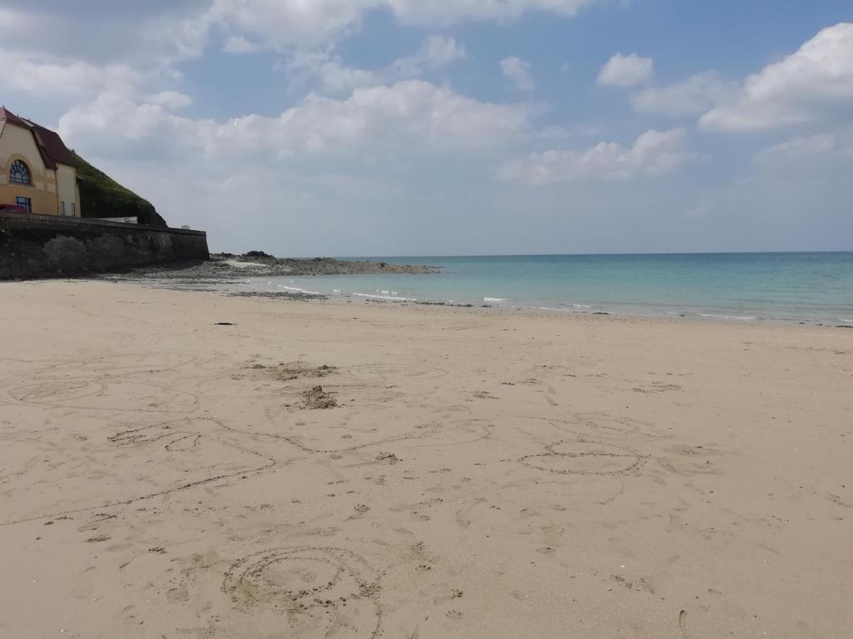 Entre Mer Et Montagne غرانفيل المظهر الخارجي الصورة